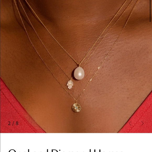 Brand new 14k gold hamsa diamond necklace - Picture 2 of 7